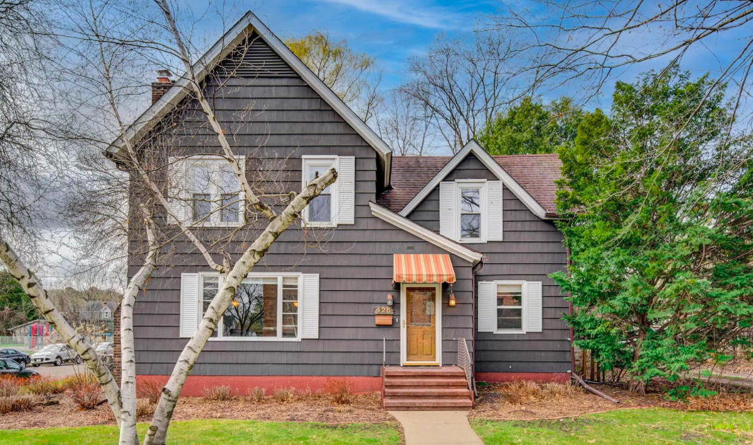 Hudson, Wis. 1890 house for sale